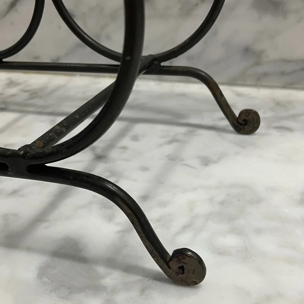 Gray Metal Wine Rack- 7 bottle, free standing, honeycomb style, circular, 4 legs
